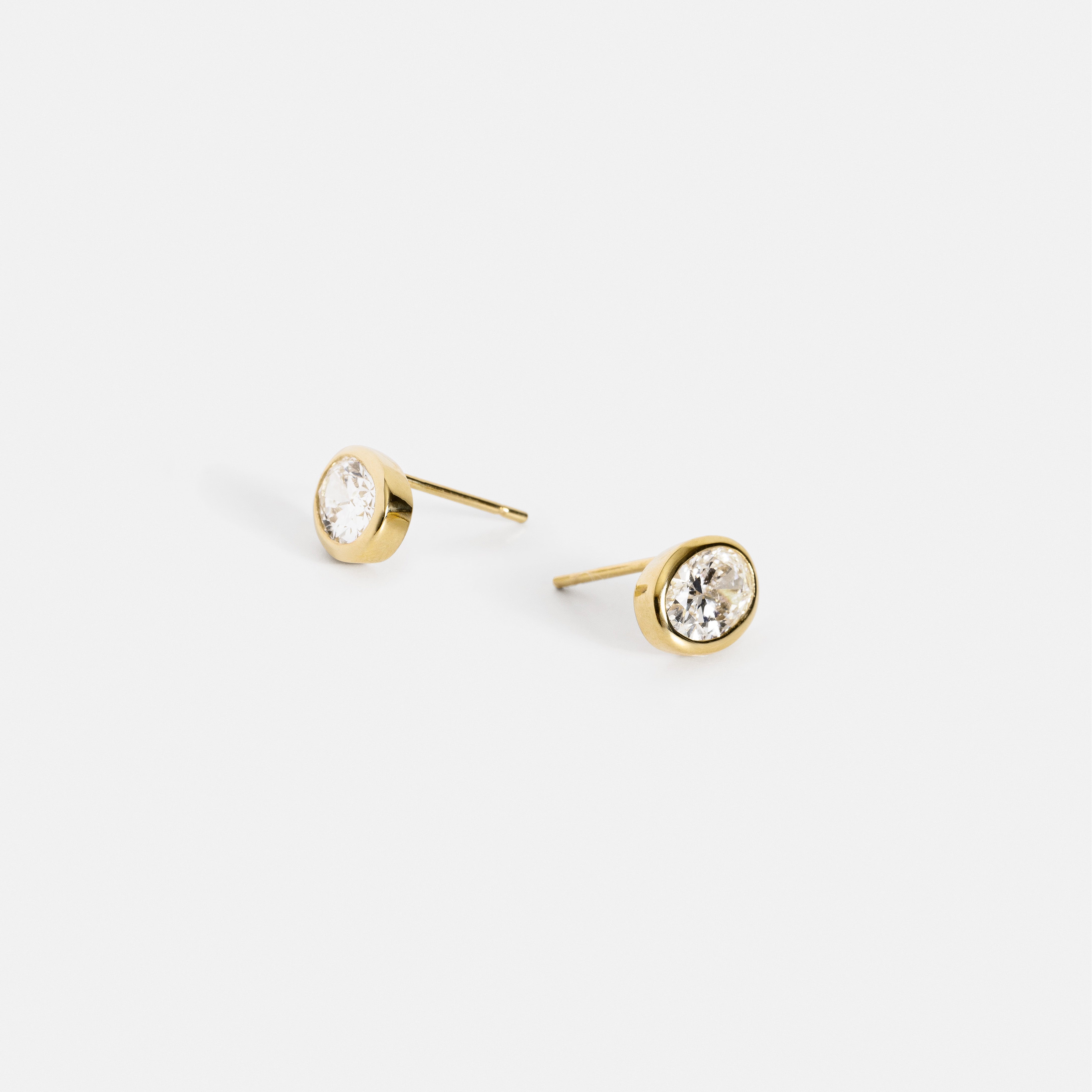 Dana Earrings with Lab-grown diamonds