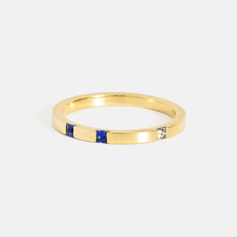 Erda Ring in Gold with Sapphires